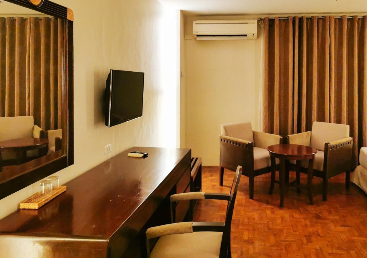 เรดดอร์ซ พลัส เนียร์ แมงโก้อเวนิว เซบู Hotel Cebu ห้อง รูปภาพ